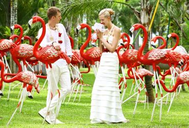 Overseas red photo session decor