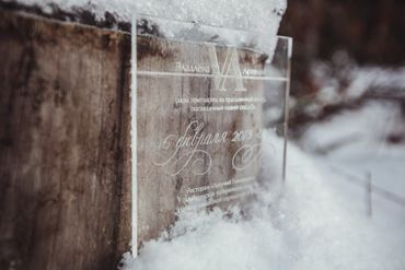 Winter wedding signs