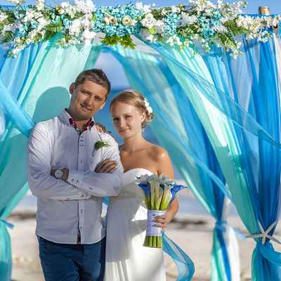 Beach blue real weddings
