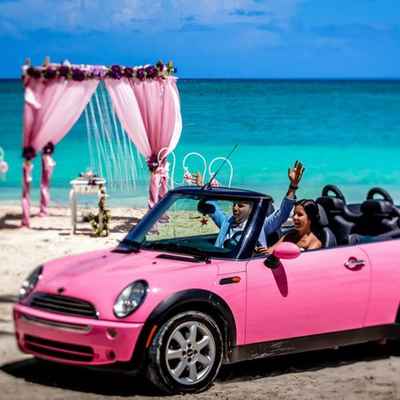 Beach pink wedding transport