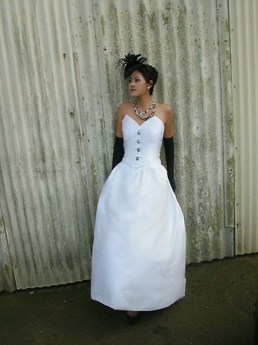 Vintage white long wedding dresses