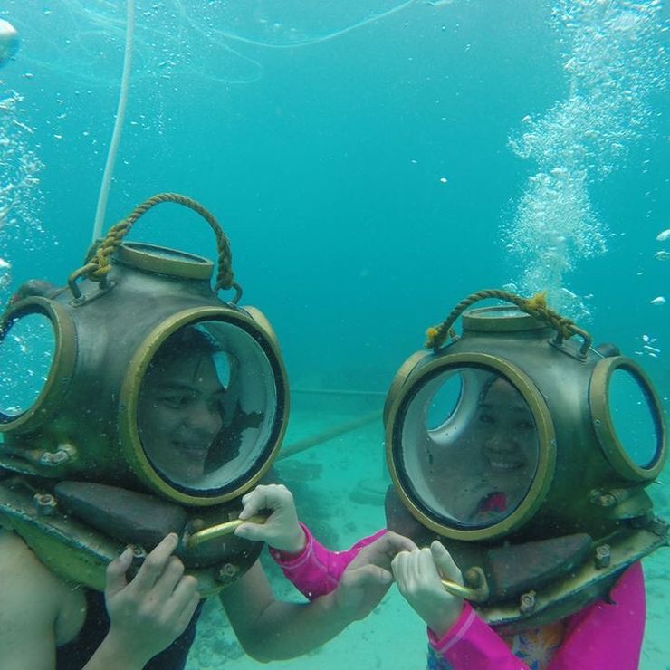 Cebu Underwater Adventure Honeymoon