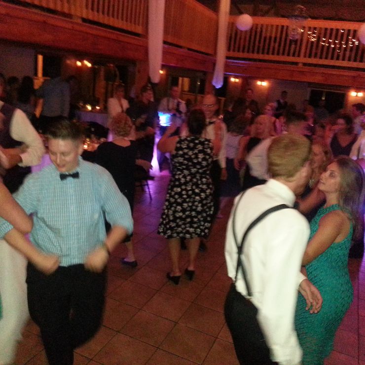Wedding dancing!