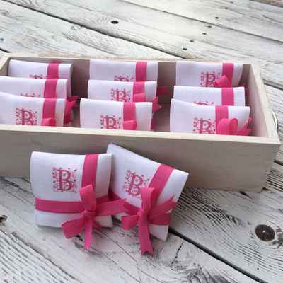 Pink wedding favours