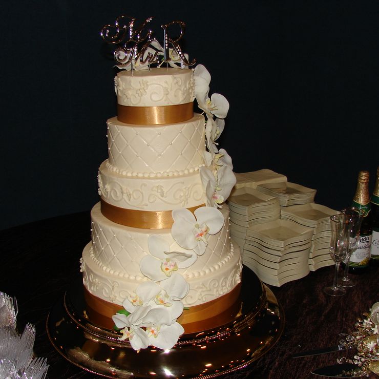 Wedding cakes/Groom's Cakes
