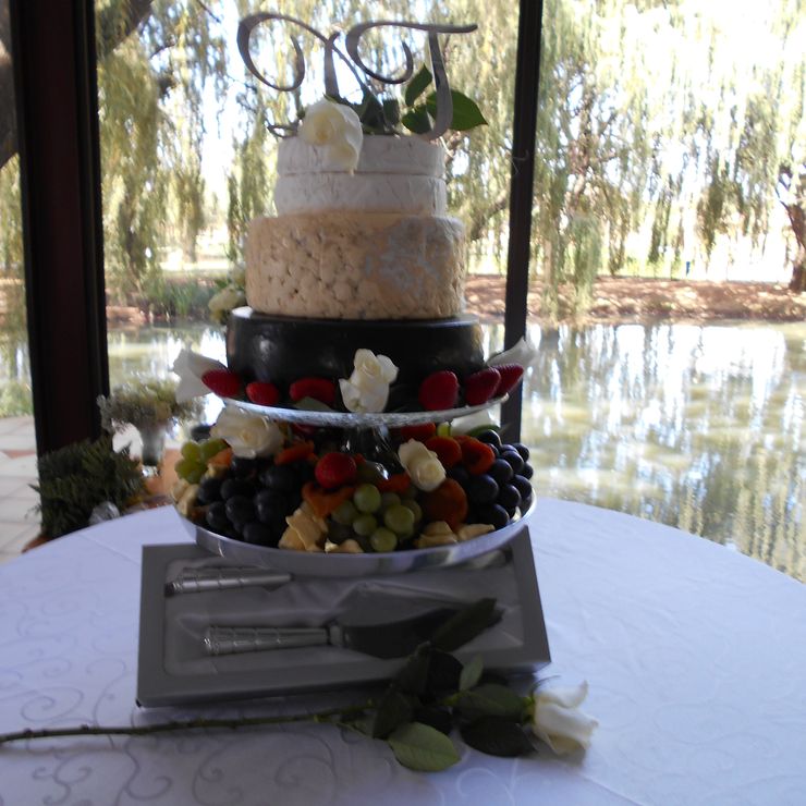 Wedding Cakes & celebration cakes