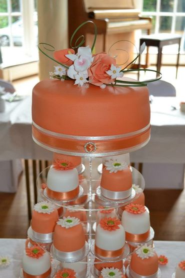 Orange wedding cupcakes
