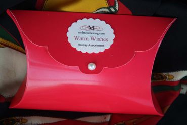 Red wedding favours