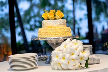 Yellow wedding cakes