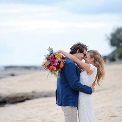 Beach wedding photo session ideas