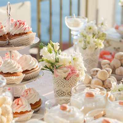 Pink wedding cupcakes