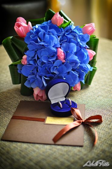 Brown hydrangea wedding bouquet